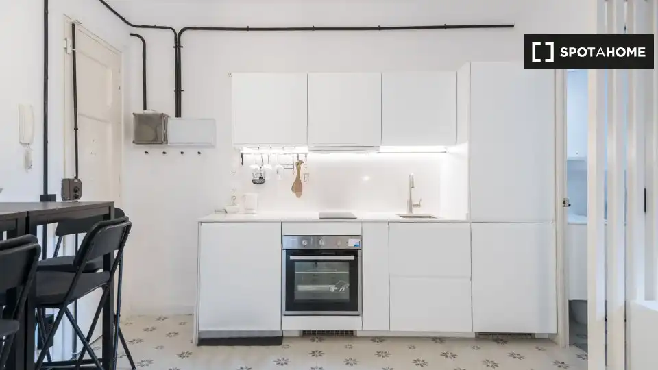 Flat with terrace to rent in Ciutat Vella, imagen 6