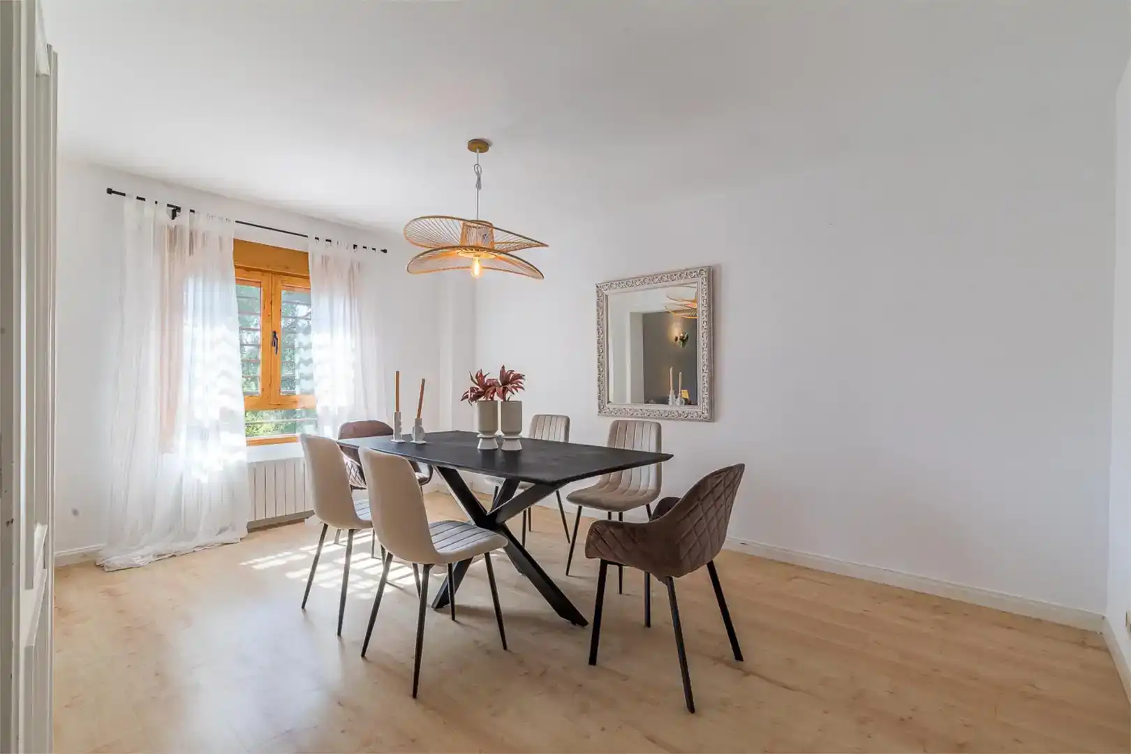 Dining room of Houses for sale in Boadilla del Monte  with Air Conditioner, Swimming Pool and Balcony