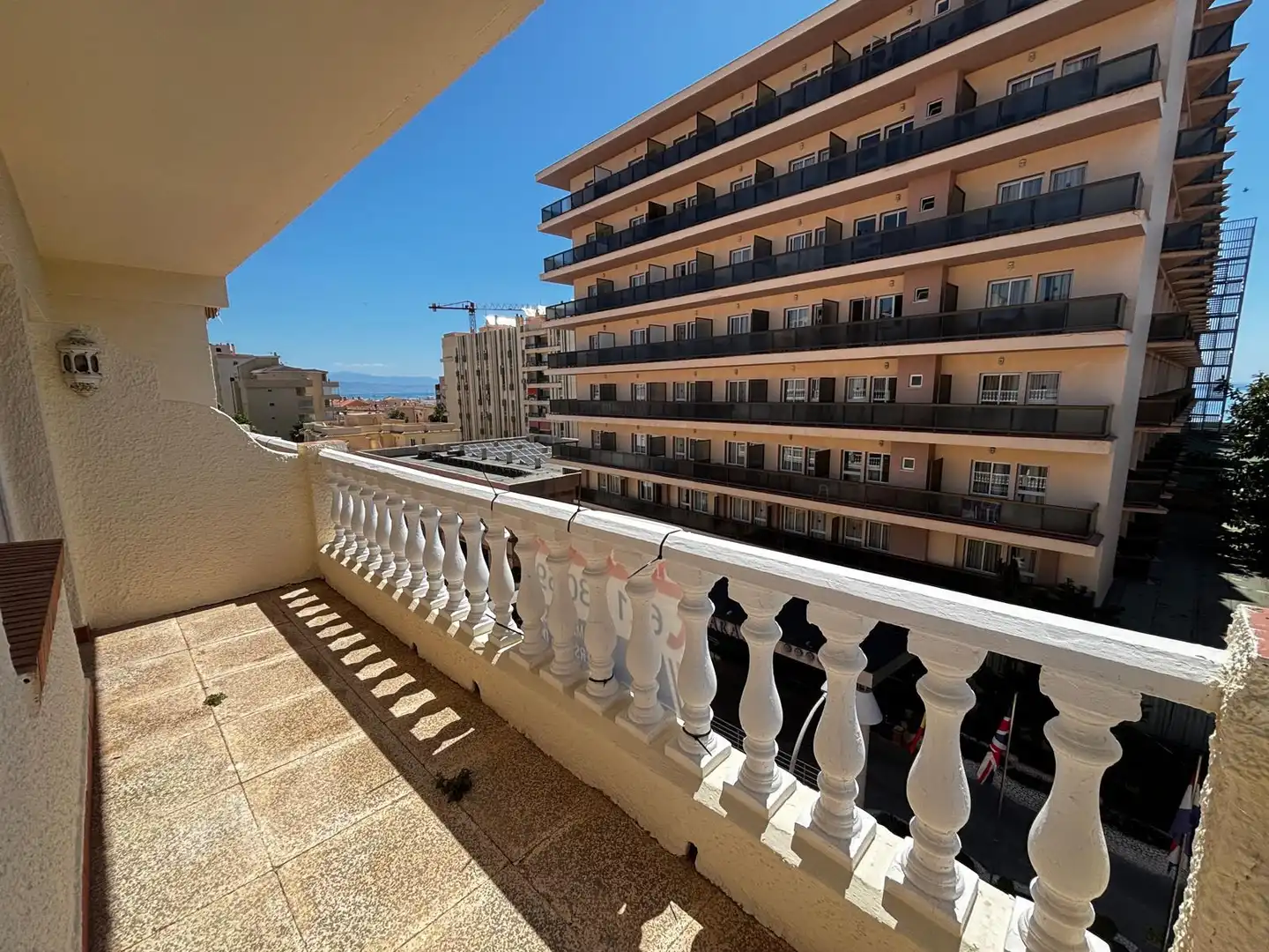Habitatge amb piscina en venda a La Carihuela - Los Nidos