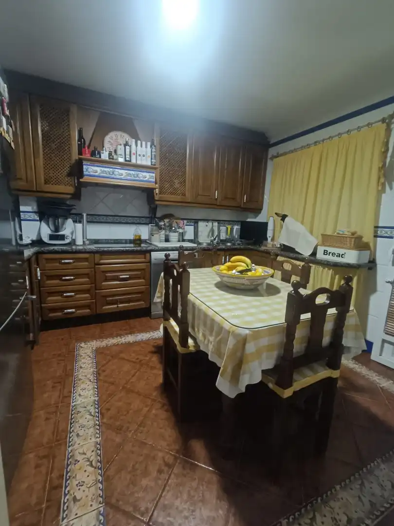 Casa adosada en venda a Calle Nardos, 1, Almendralejo
