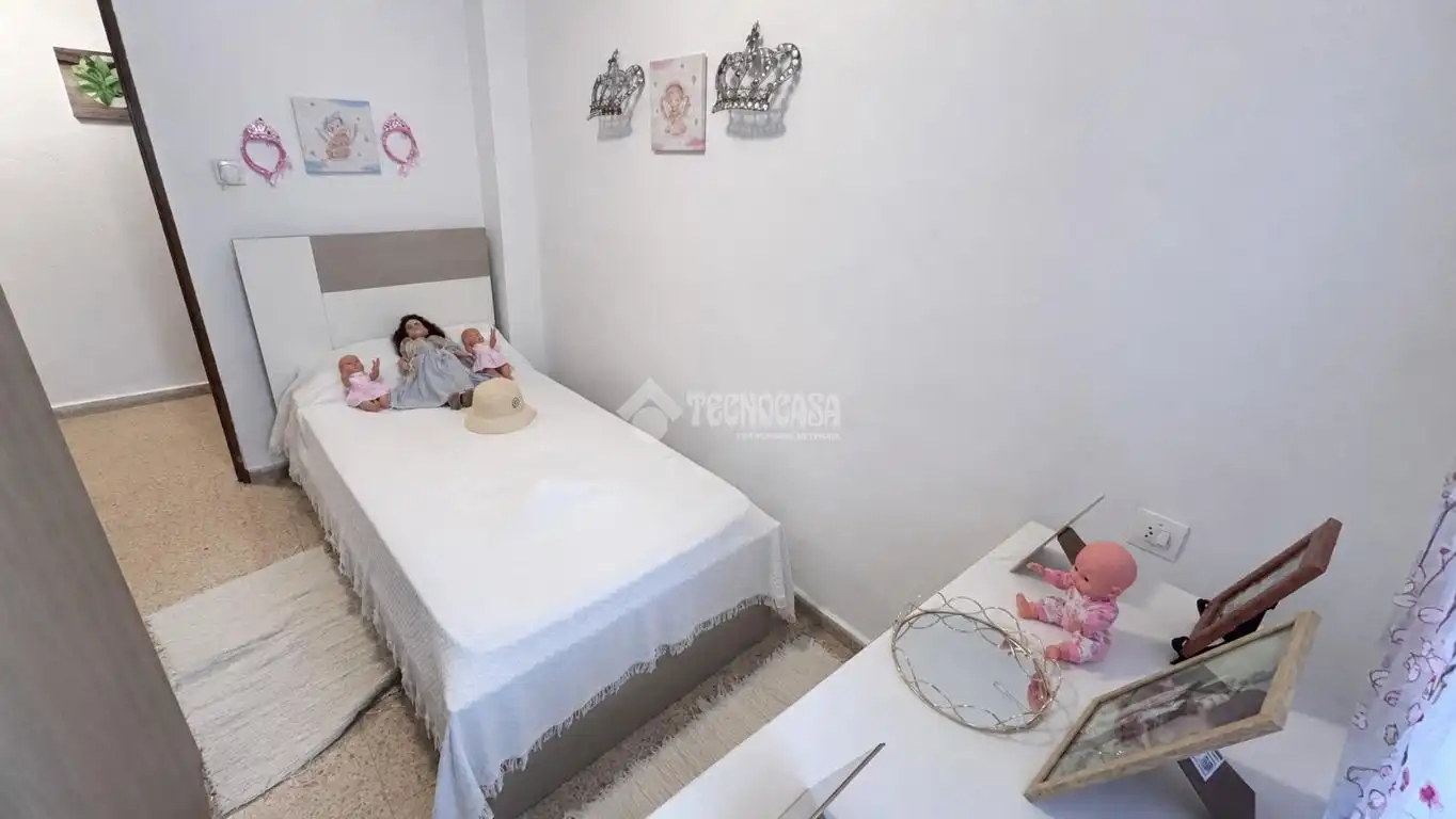 Bedroom of Flat for sale in Valencia  with Balcony