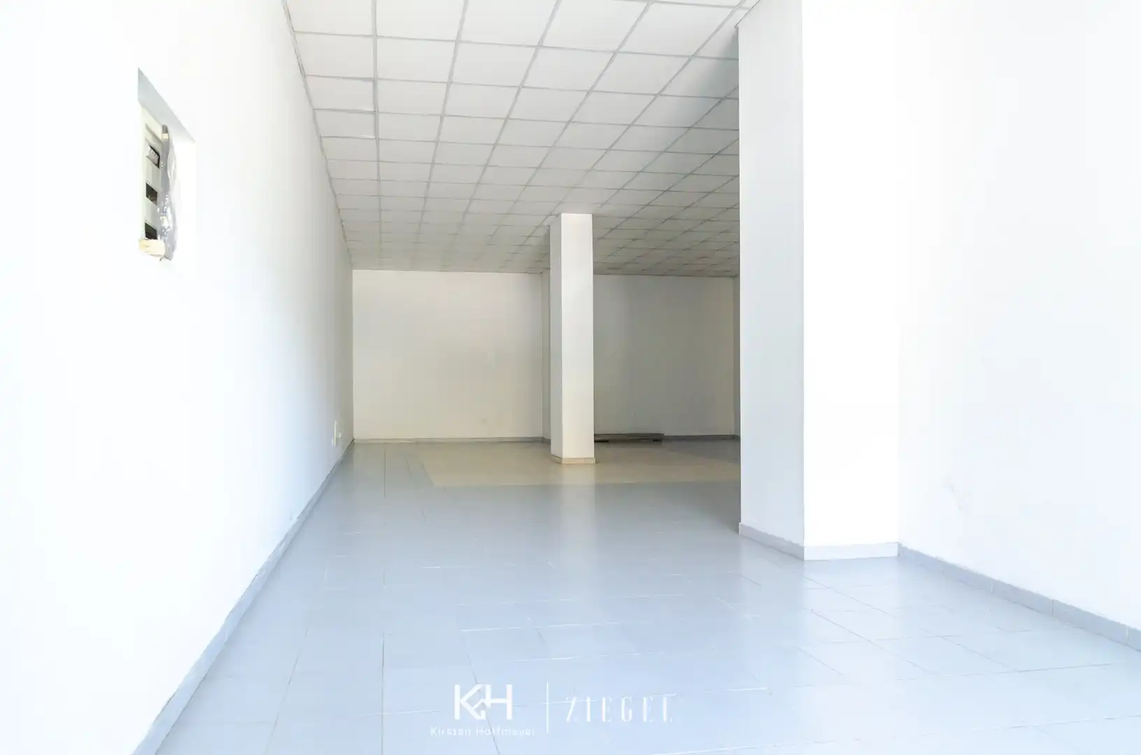 Local comercial en venta en Avenida Tinamar 4, imagen 6
