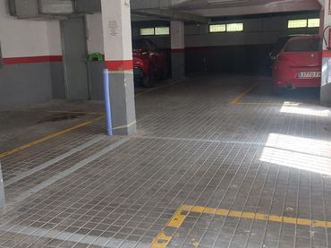 Einzelparkplatz mit Aufzug zum Verkauf in Calle Villavieja