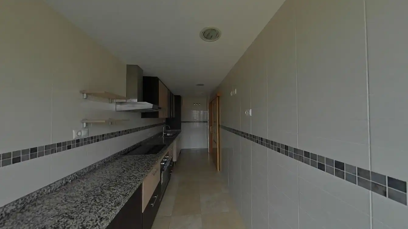 Cocina de Piso en venta en Alicante / Alacant con Aire acondicionado, Calefacción y Piscina
