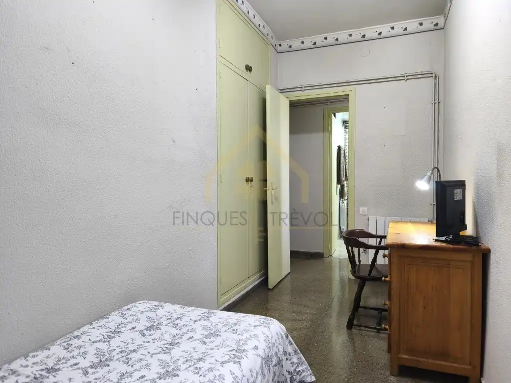 Schlafzimmer von Dachboden zum Verkauf in Granollers mit Klimaanlage und Terrasse