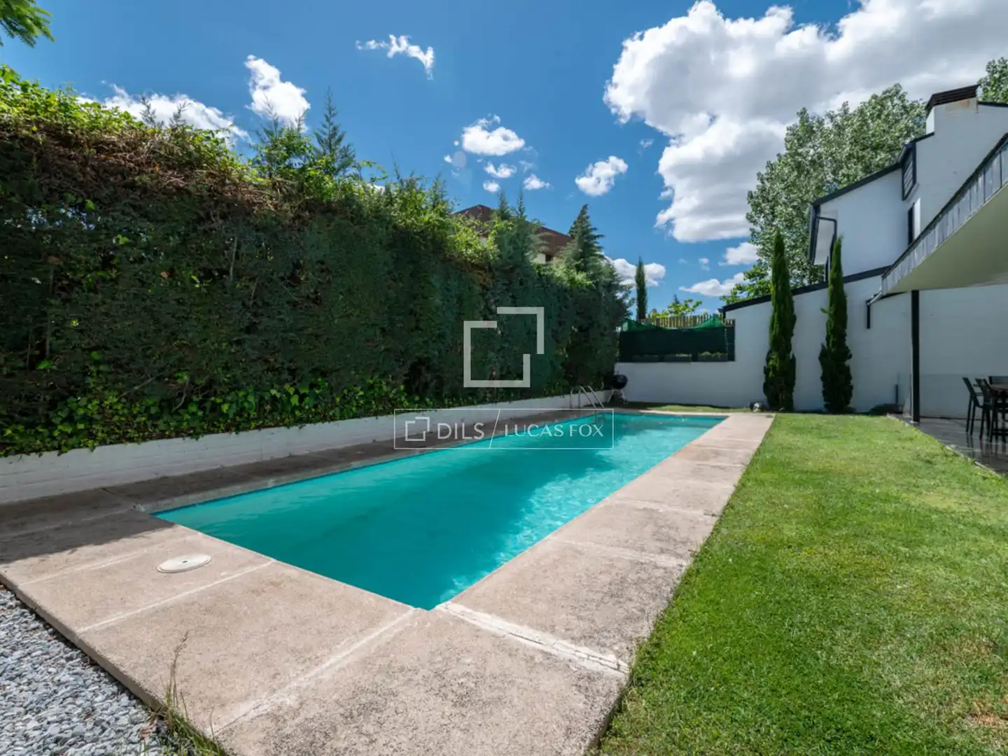 Piscina de Casa o xalet en venda en La Moraleja amb Aire condicionat, Calefacció i Jardí privat