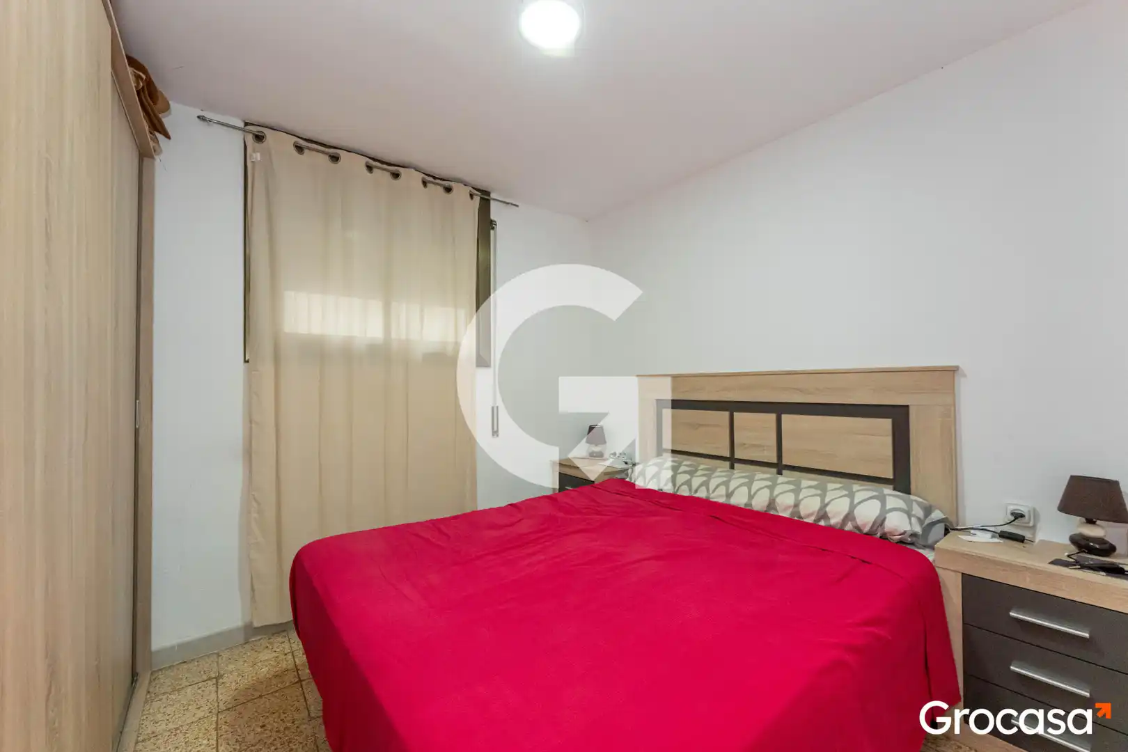 Dormitori de Pis en venda en Cornellà de Llobregat amb Aire condicionat, Calefacció i Traster