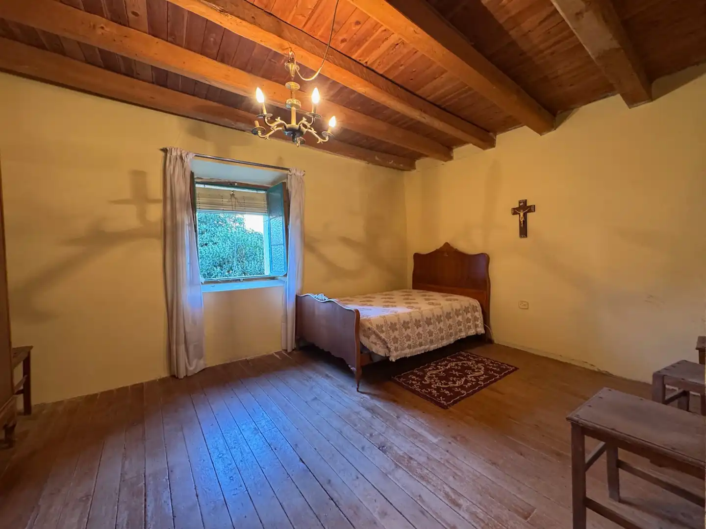 Bedroom of Country homes for sale in Adrada de Haza  with Private garden, Parquet flooring and Storage room