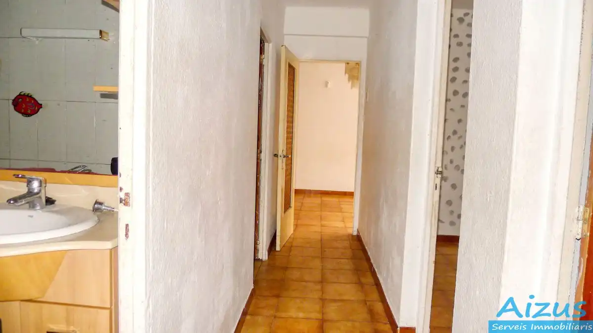 Piso en venta en Carrer de Sant Josep, Can Clos - Pinetons