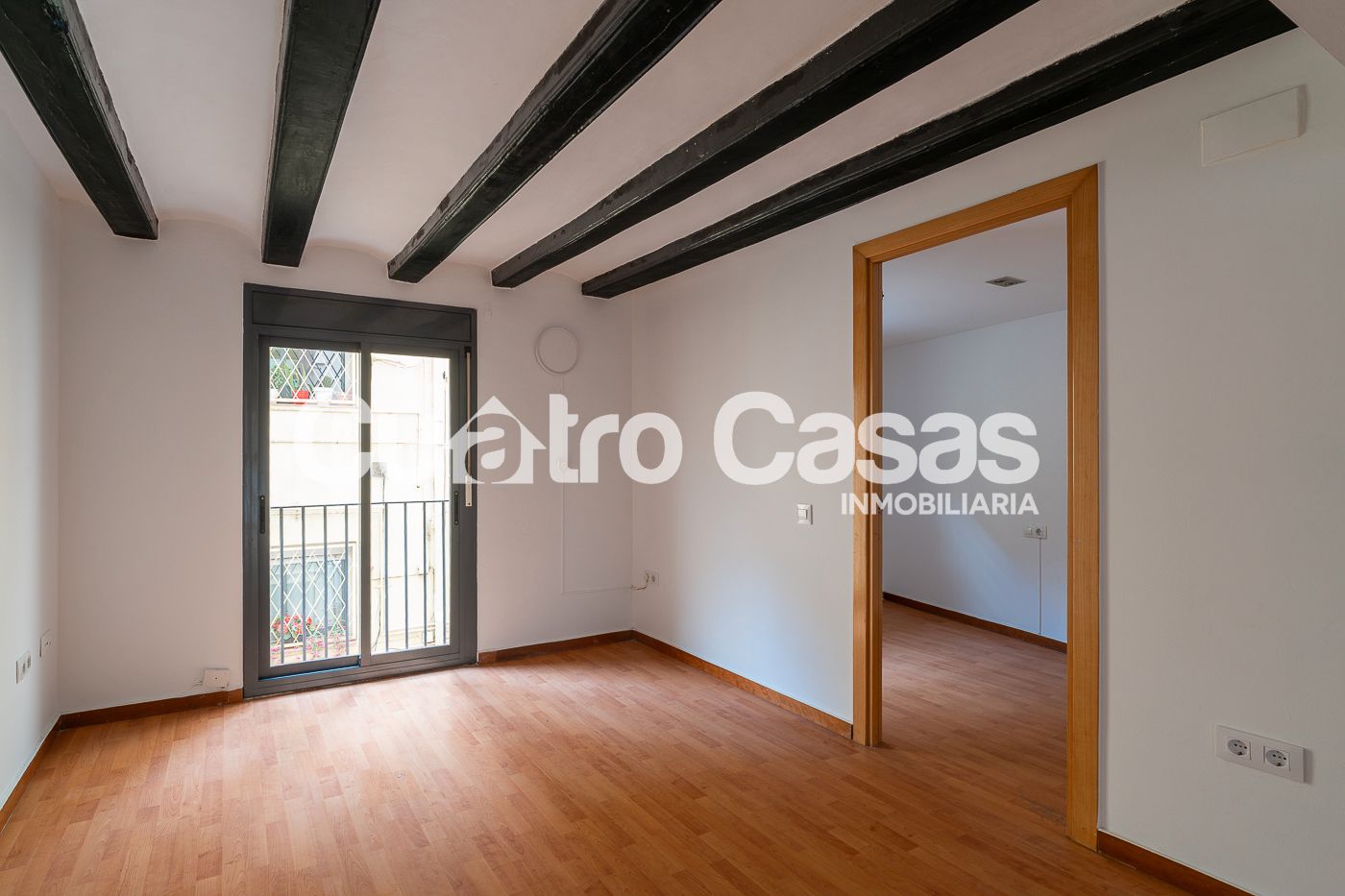 Piso en venta en  Barcelona Capital con Calefacción, Parquet y Horno