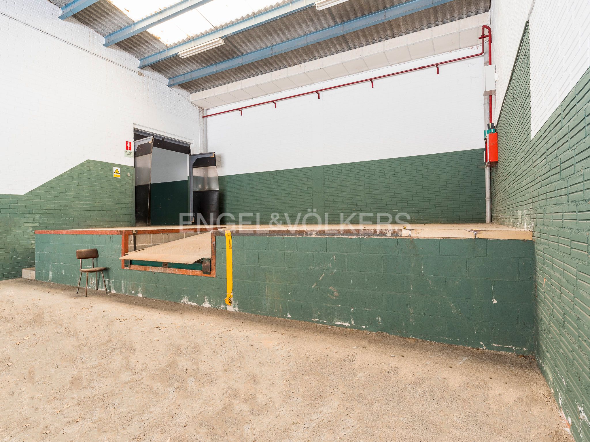 Nau industrial en venda en Vilada