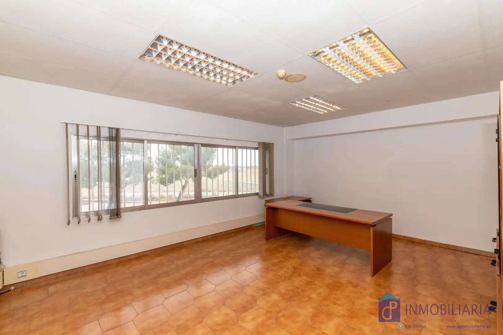 Nave industrial en venta en Zaragoza