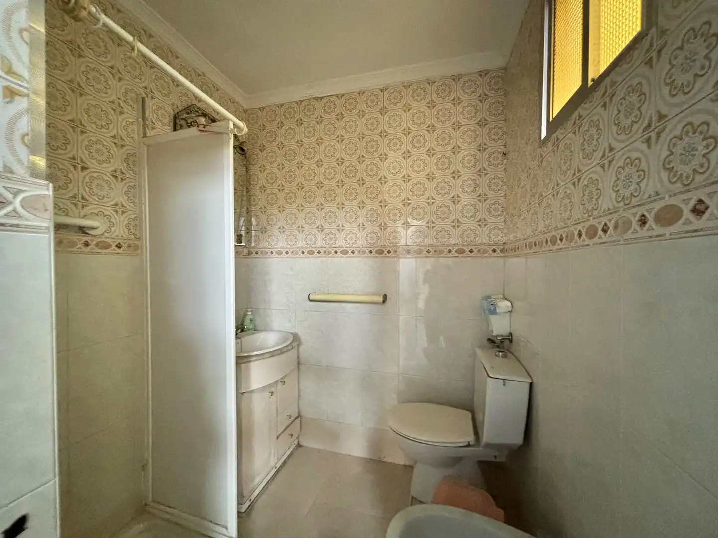 Badezimmer von Einfamilien-Reihenhaus zum Verkauf in Centro