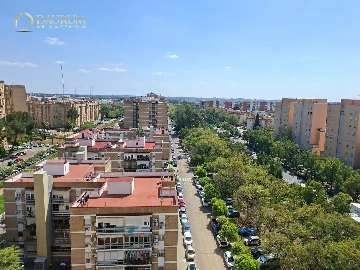 Exterior view of Flat for sale in Sevilla  with Air Conditioner, Heating and Terrace