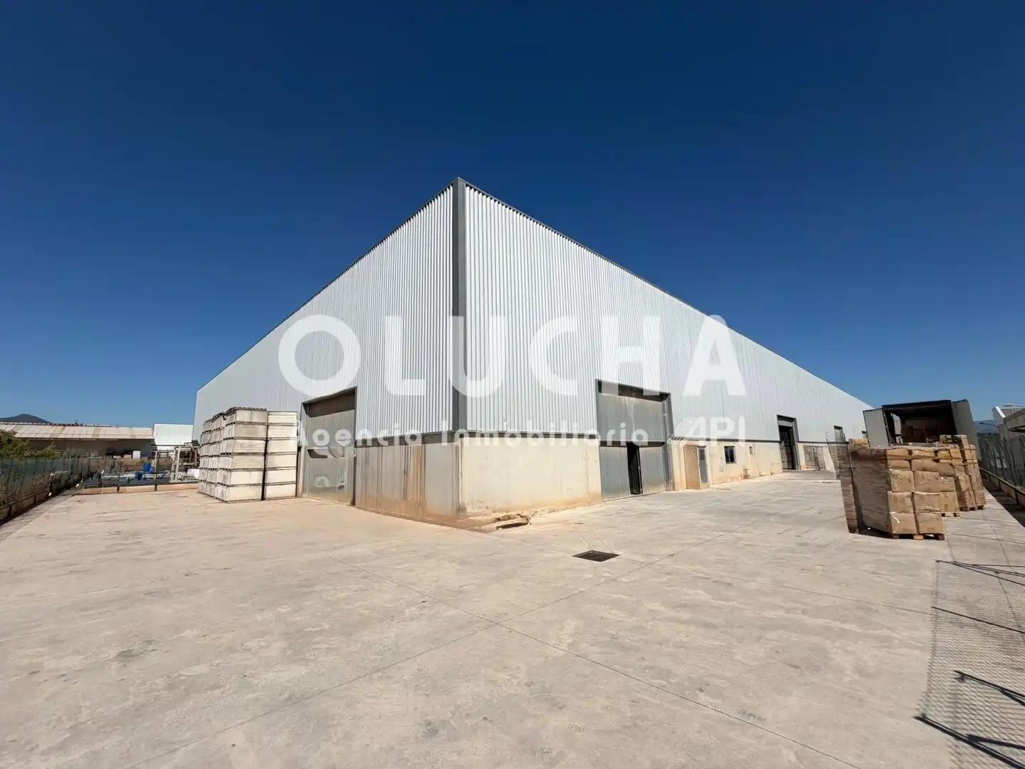 Nau industrial de lloguer a Onda