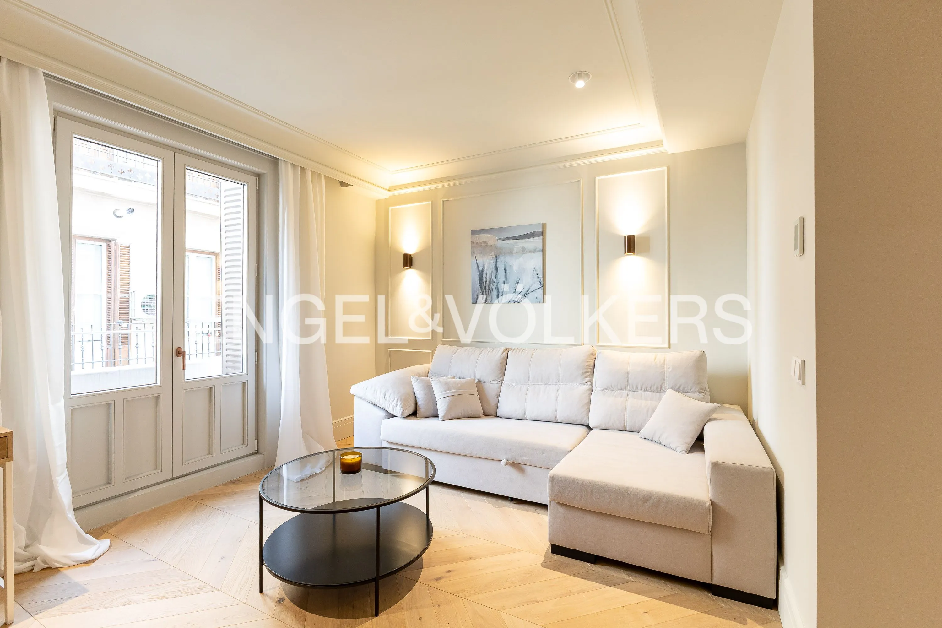 Sala de estar de Piso de alquiler en  Madrid Capital con Aire acondicionado, Calefacción y Piscina