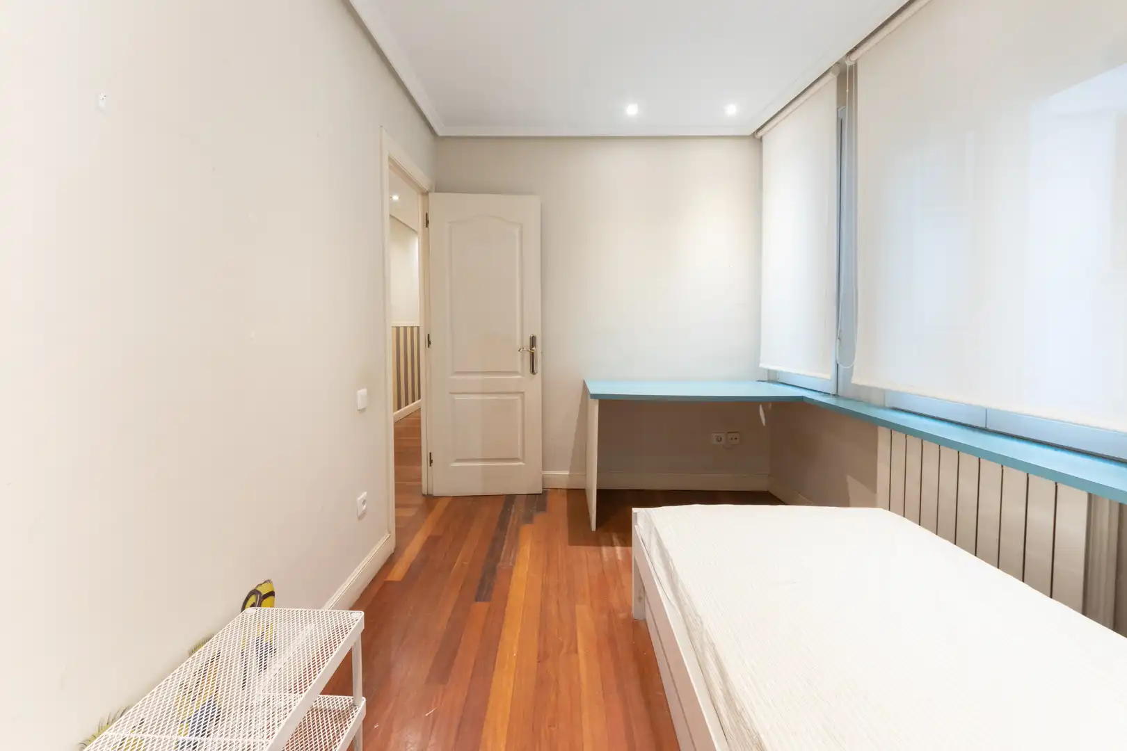 Bedroom of Flat for sale in Bilbao   with Heating, Oven and Washing machine