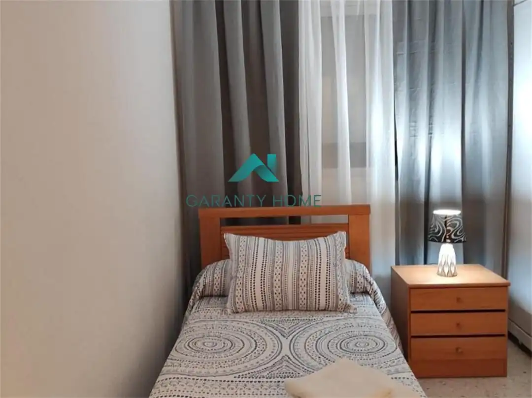 Flat for rent in Oeste