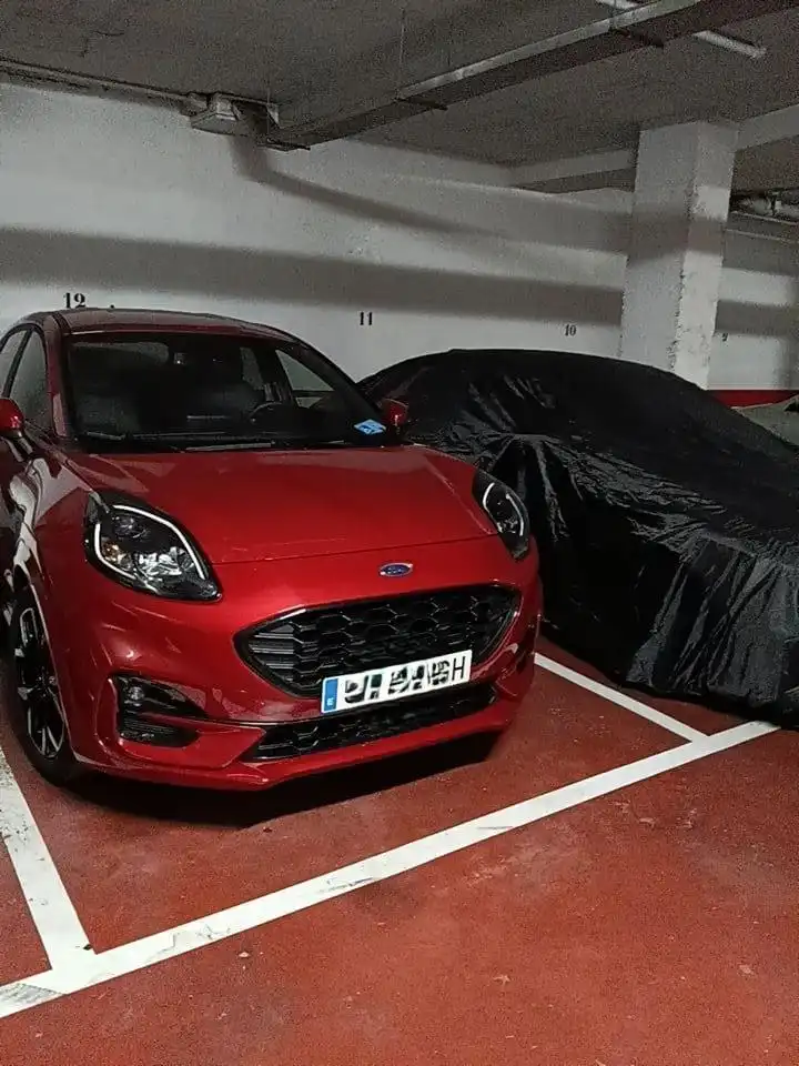 Parking de Piso en venta en Fuengirola con Aire acondicionado, Amueblado y Balcón