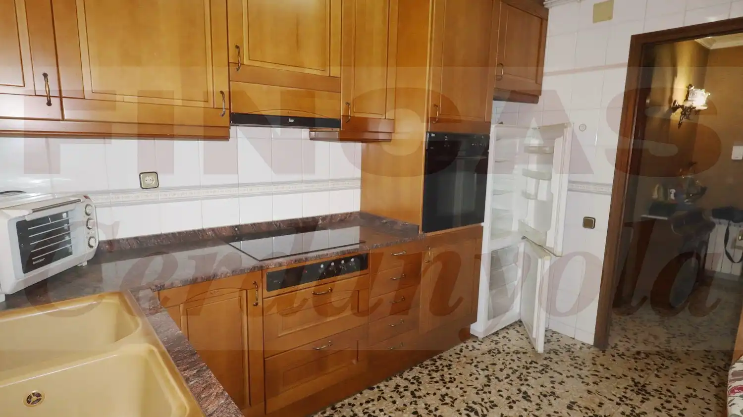 Cuina de Pis en venda en Cerdanyola del Vallès amb Calefacció, Terrassa i Balcó