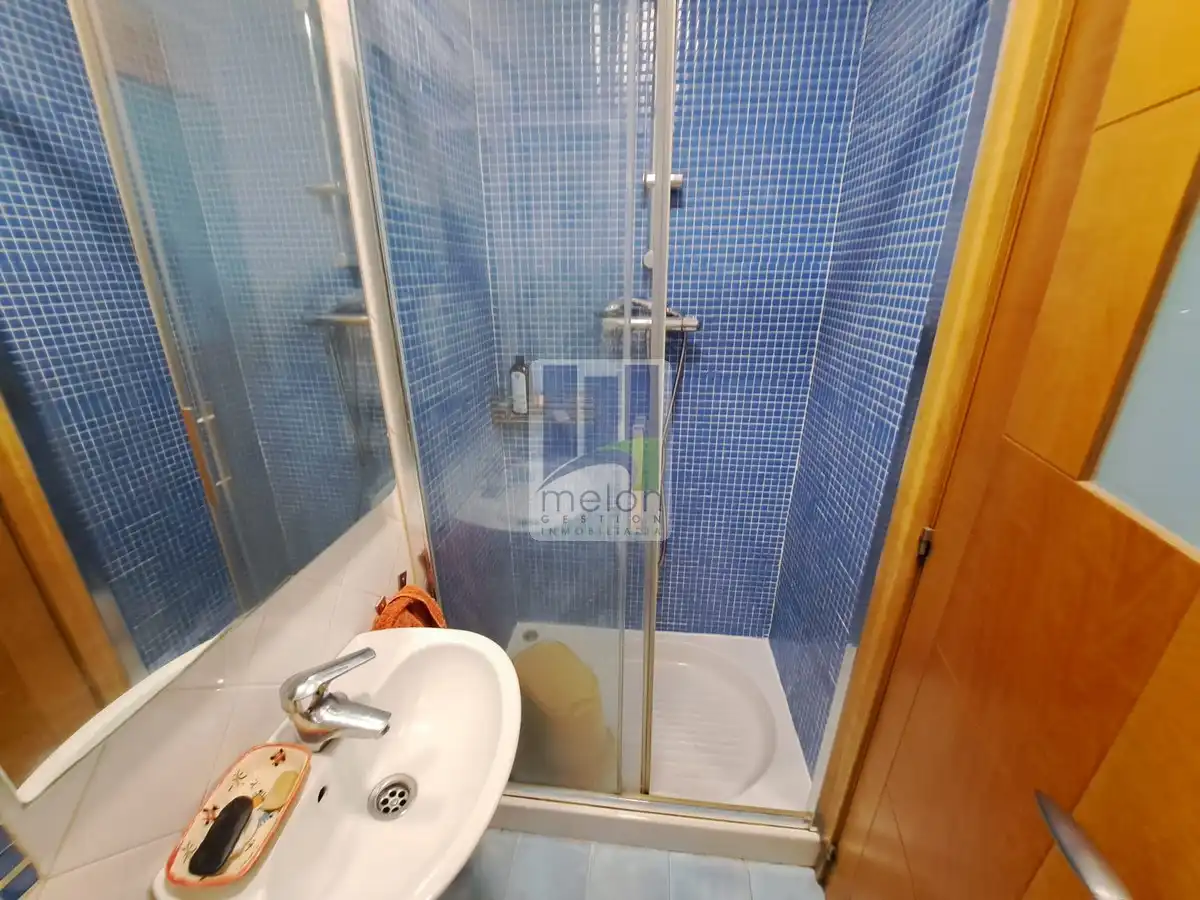 Bany de Pis en venda en Burgos amb Traster