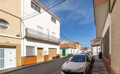 Vista exterior de Casa o xalet en venda en Las Gabias amb Aire condicionat, Calefacció i Terrassa