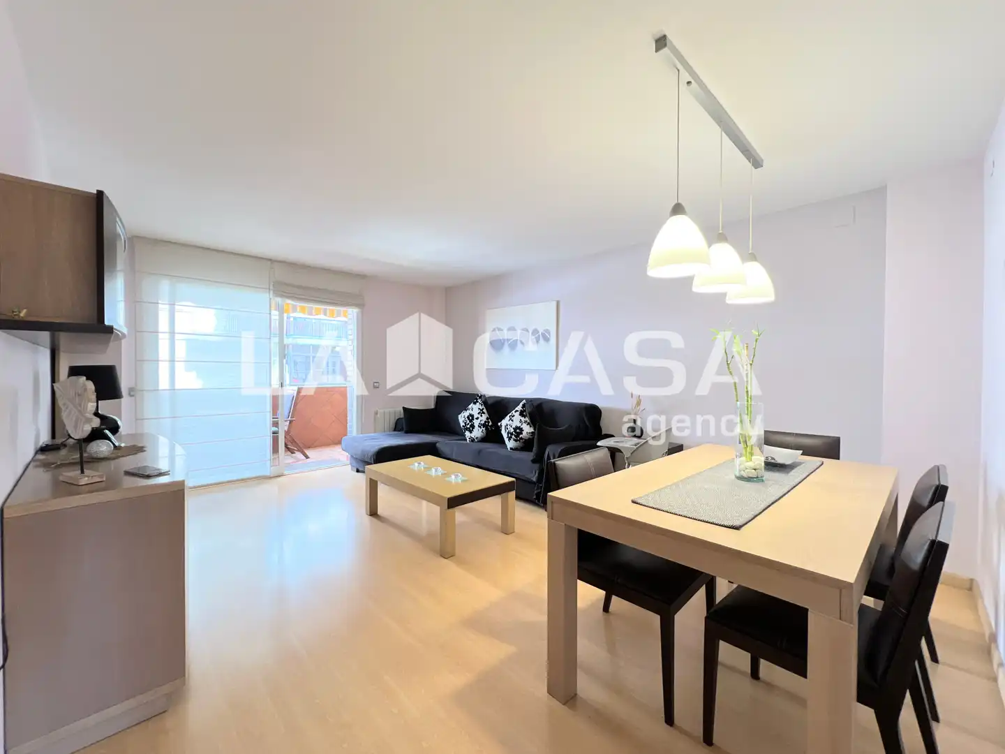 Exterior view of Flat for sale in Badalona  with Heating, Terrace and Storage room