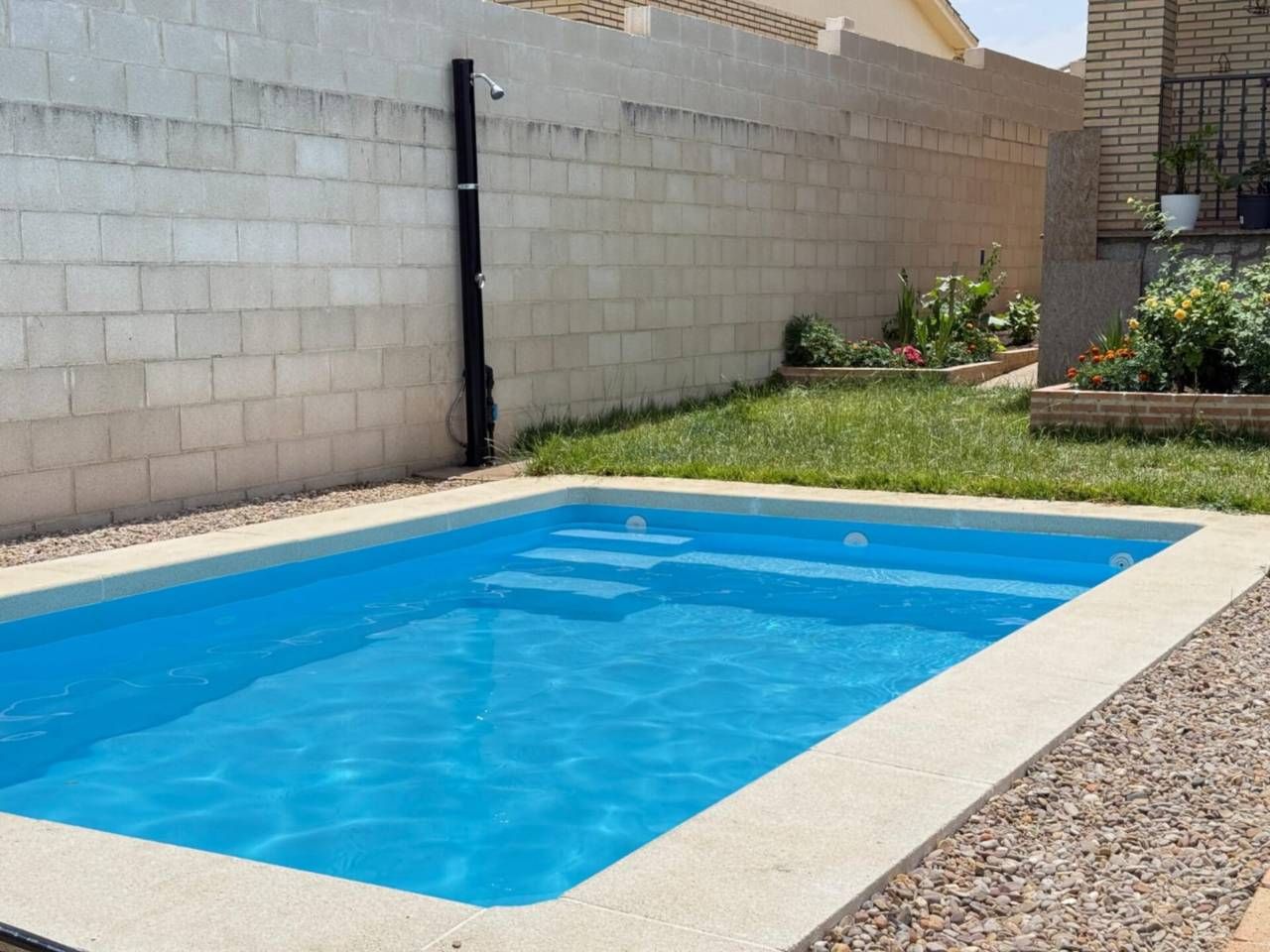 Swimming pool of House or chalet for sale in Carriches  with Heating, Private garden and Terrace