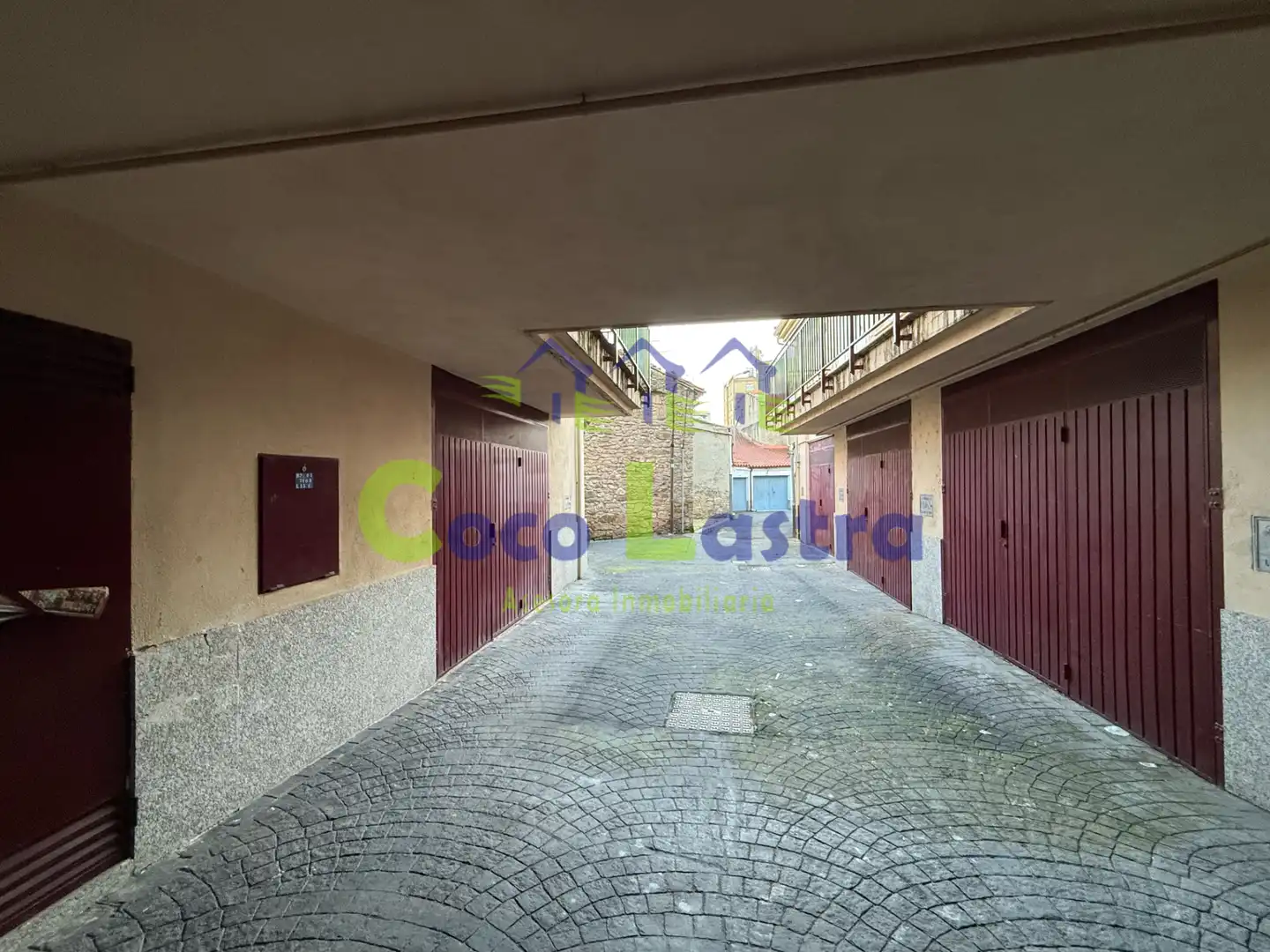 Parking de Dúplex en venta en Vitigudino con Calefacción, Parquet y Terraza