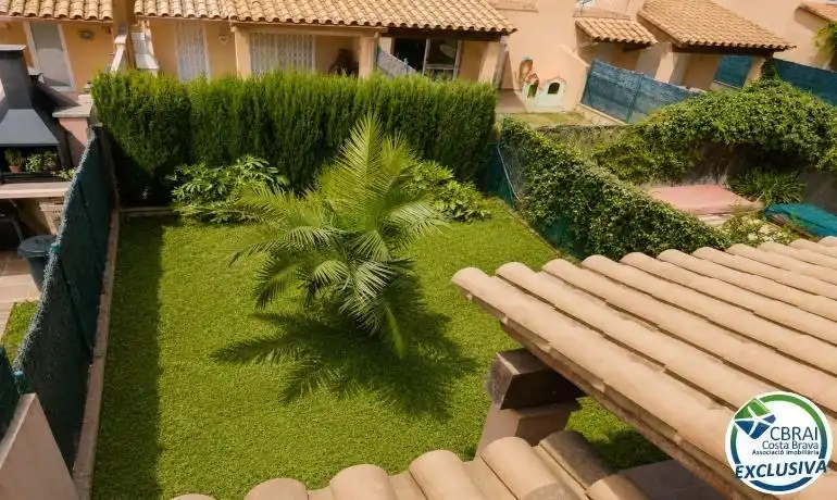 Jardí de Casa o xalet en venda en Empuriabrava amb Calefacció