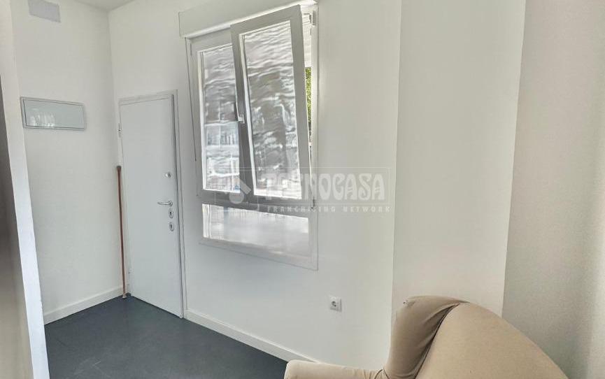 Foto 1 de Pis en venda a La Serna, Madrid