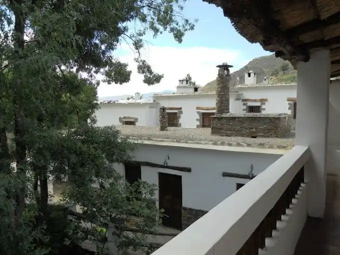 Vista exterior de Edifici en venda en Alpujarra de la Sierra
