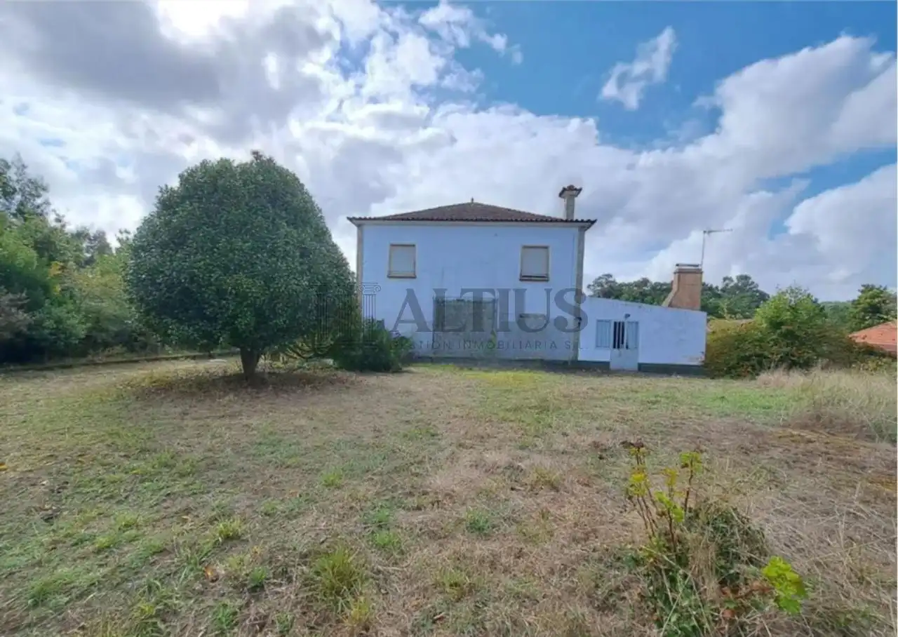 Casa o chalet en venta en Boiro con Calefacción, Jardín privado y Amueblado