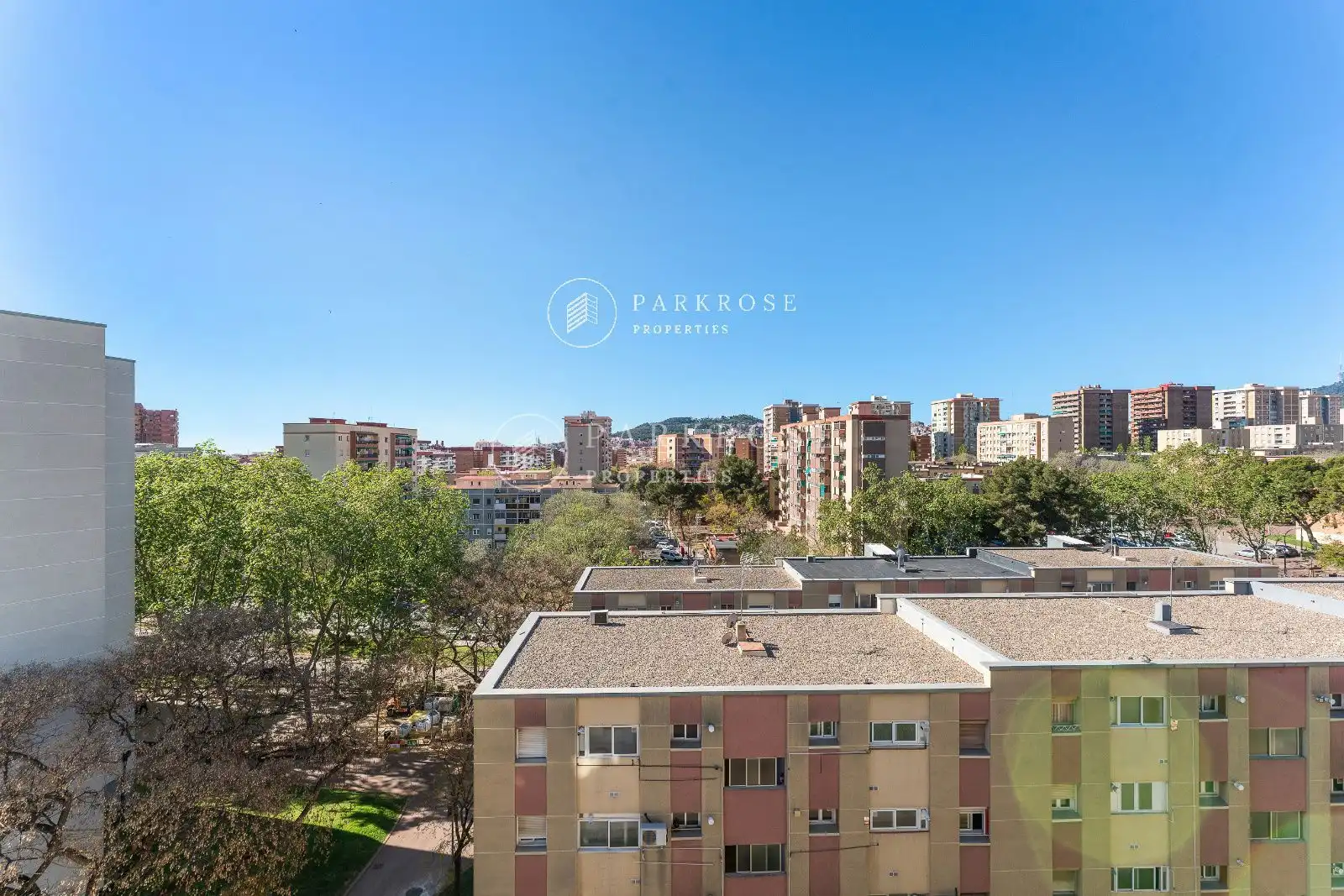 Vista exterior de Piso en venta en Barcelona