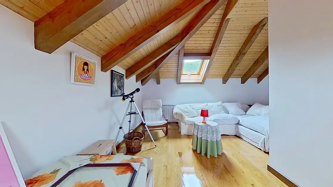 Sala d'estar de Casa adosada en venda en Isaba / Izaba amb Calefacció, Moblat i Balcó
