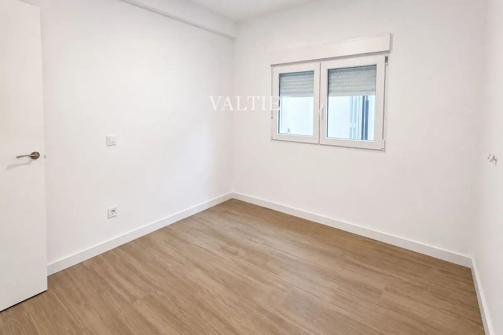 Schlafzimmer von Wohnung zur Miete in Madrid mit Terrasse