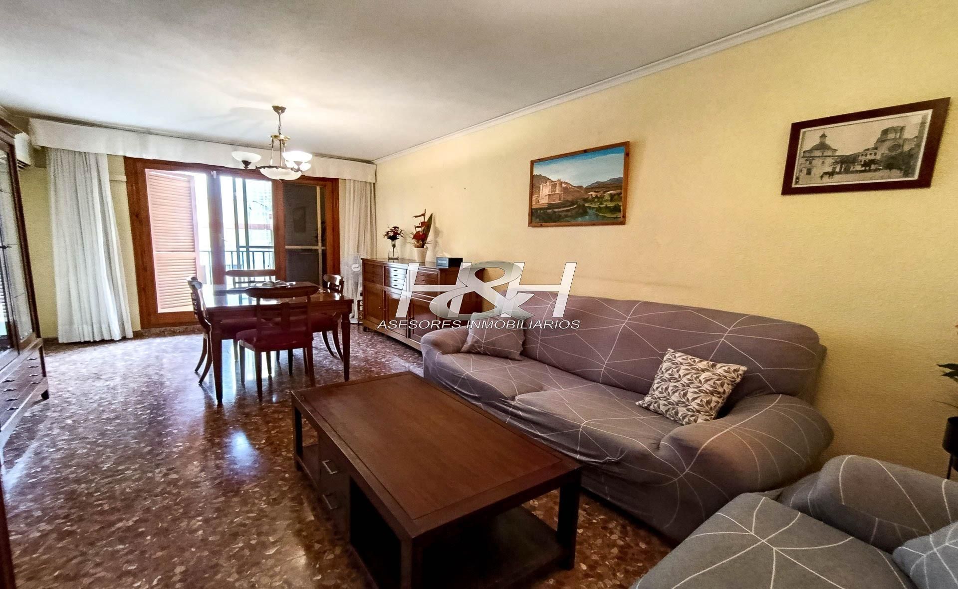 Living room of Flat for sale in Burjassot  with Balcony