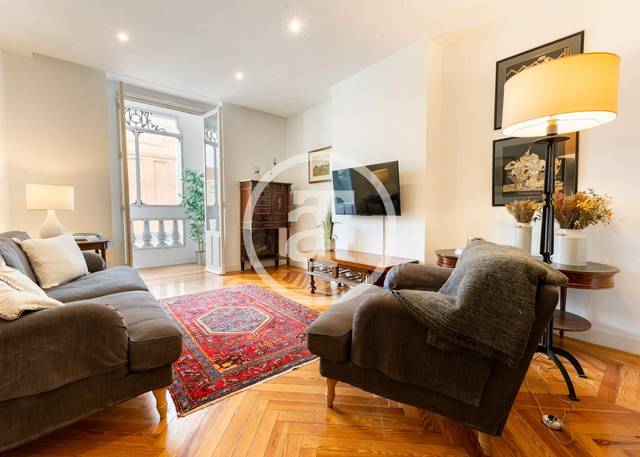 Piso en Alquiler en Calle del Marqués de Villamejor en Castellana