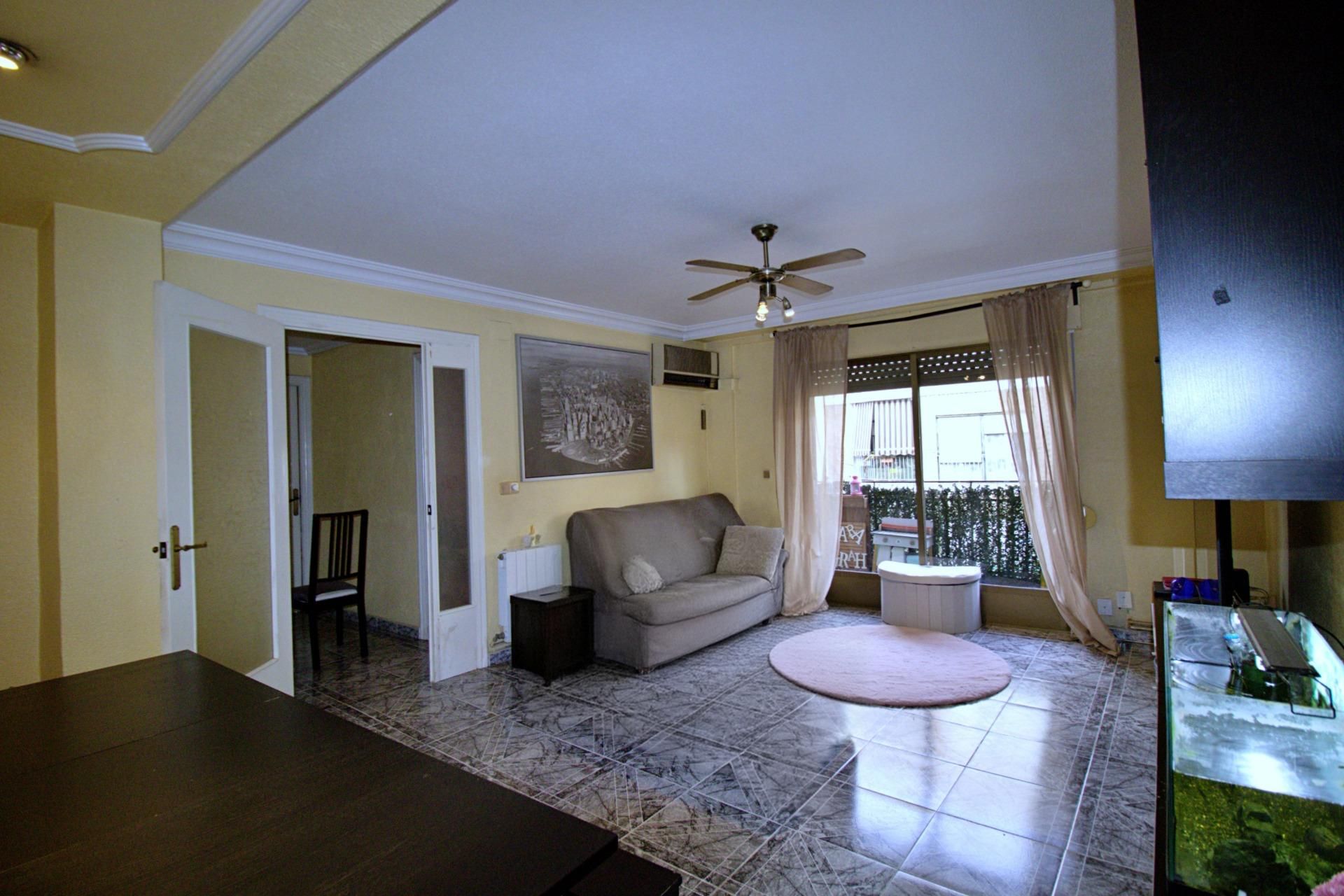 Sala d'estar de Pis en venda en Elche / Elx amb Aire condicionat i Balcó