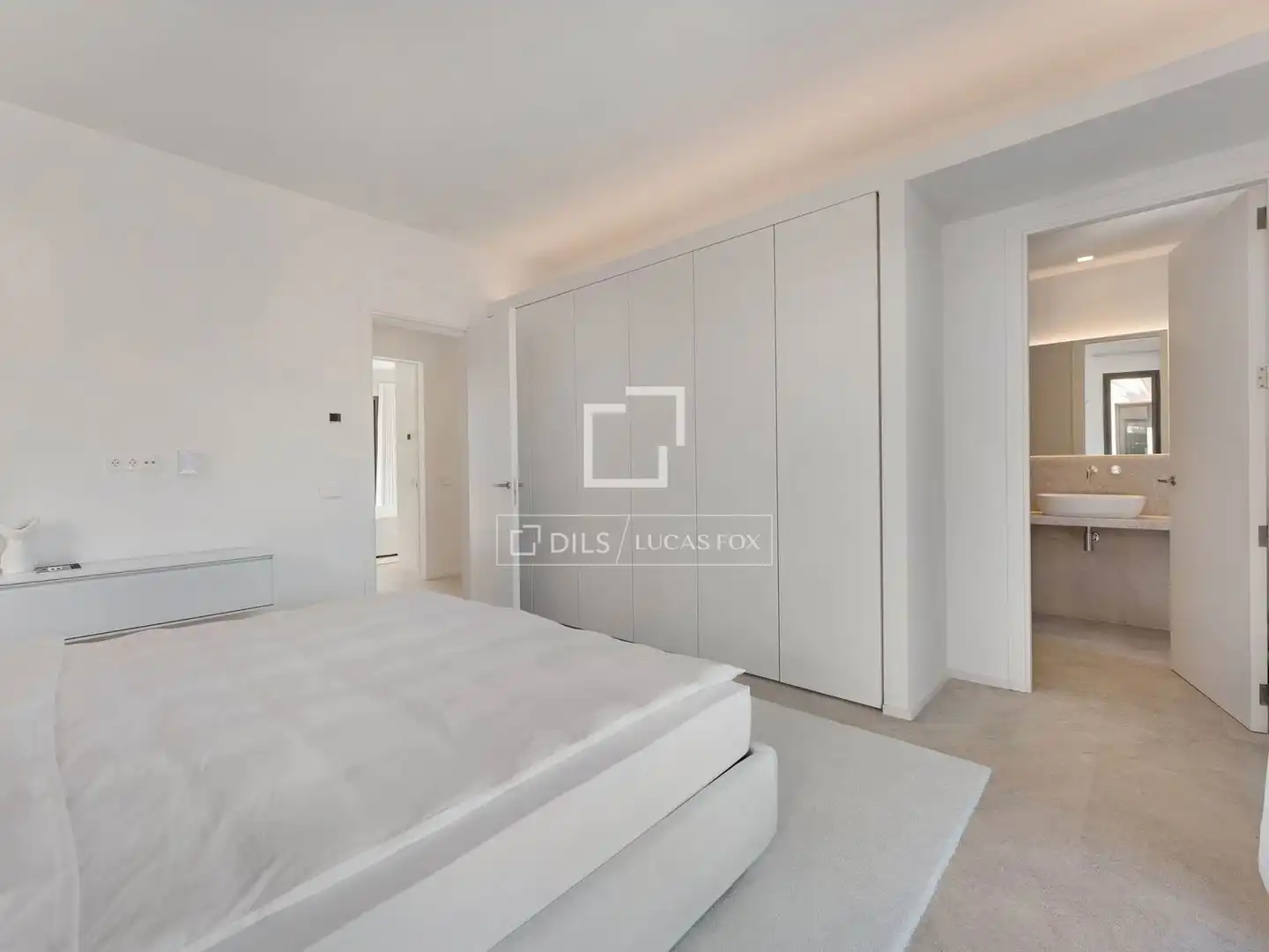 Habitación de Finca rústica en venta en Capdepera con Aire acondicionado, Calefacción y Jardín privado