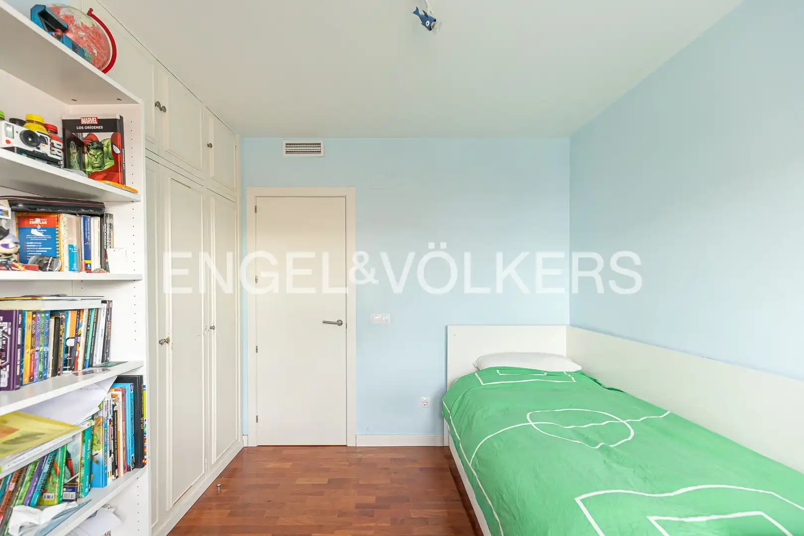 Habitación de Ático en venta en Madrid con Aire acondicionado, Calefacción y Terraza