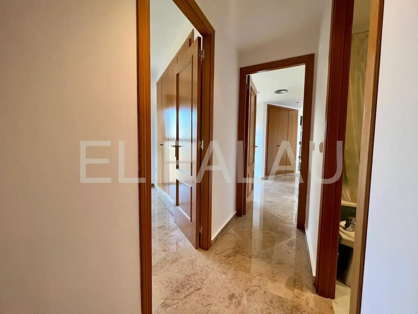 Piso de alquiler en Barrio de Benicalap