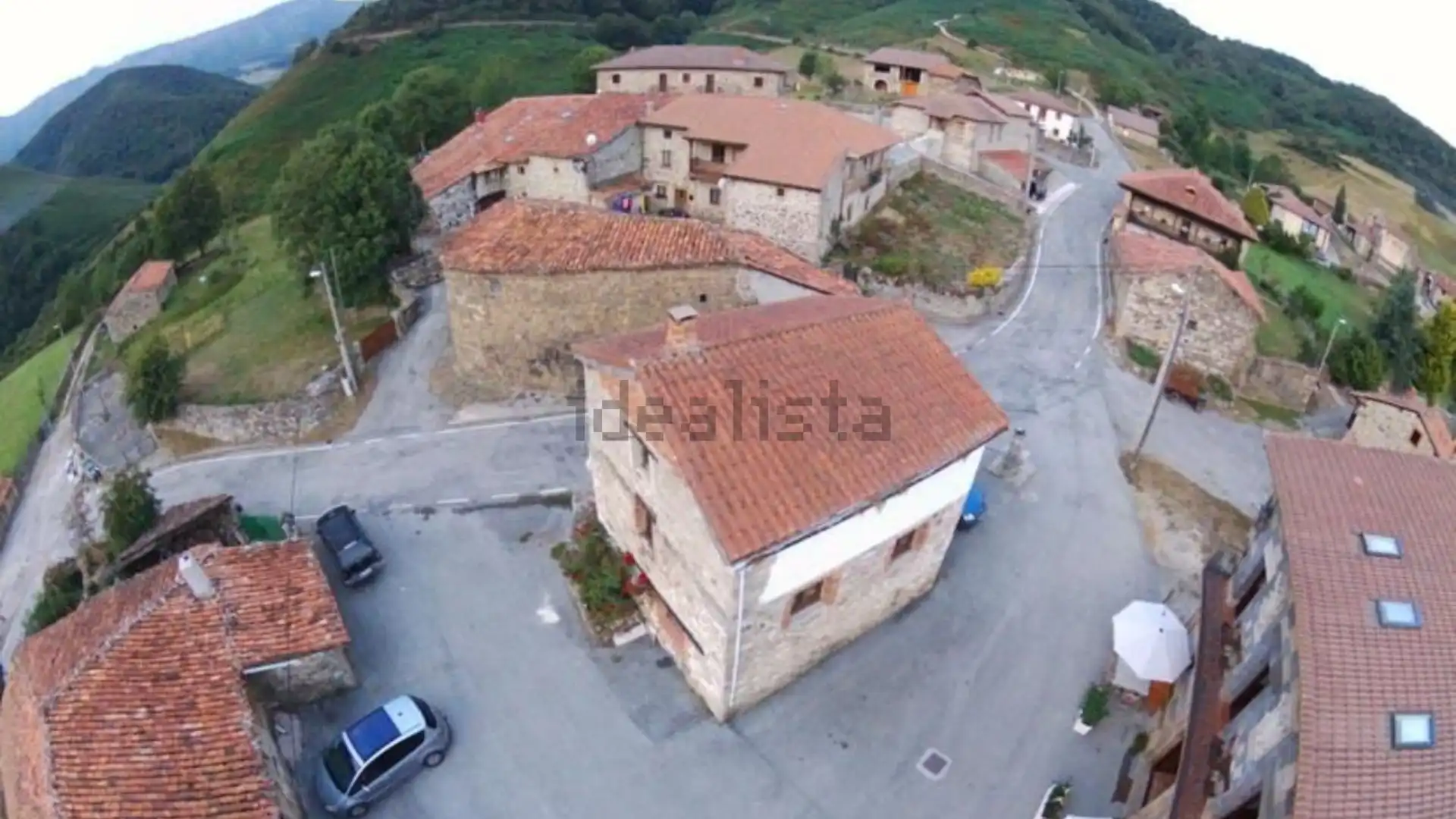 Vista exterior de Casa o xalet en venda en Polaciones