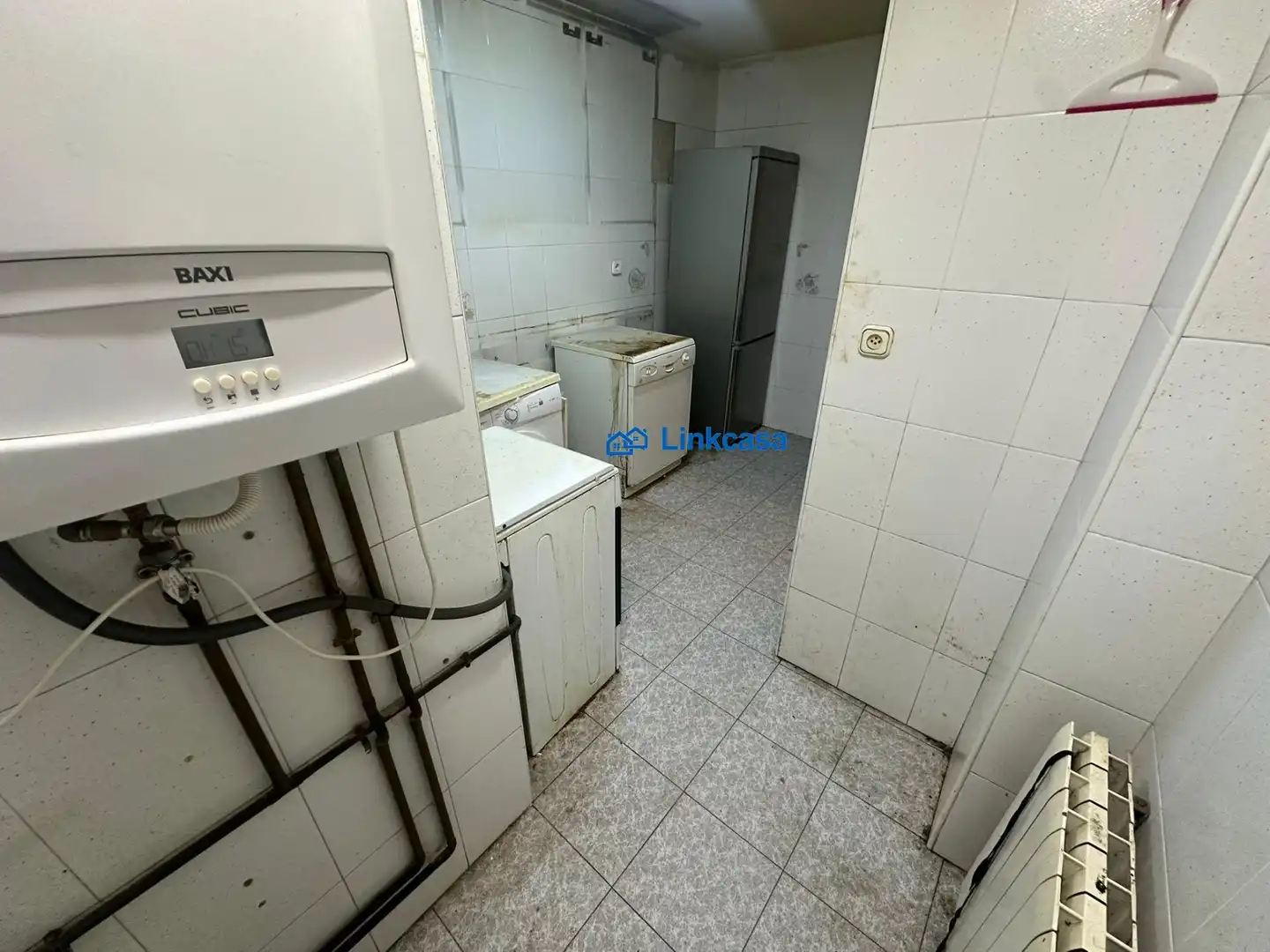 Kitchen of Flat for sale in Madrid  with Air Conditioner, Heating and Balcony