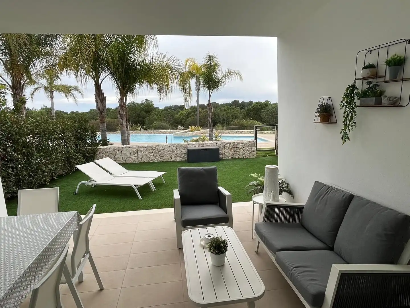 Terrasse von Wohnung zum Verkauf in Pilar de la Horadada mit Klimaanlage, Heizung und Privatgarten