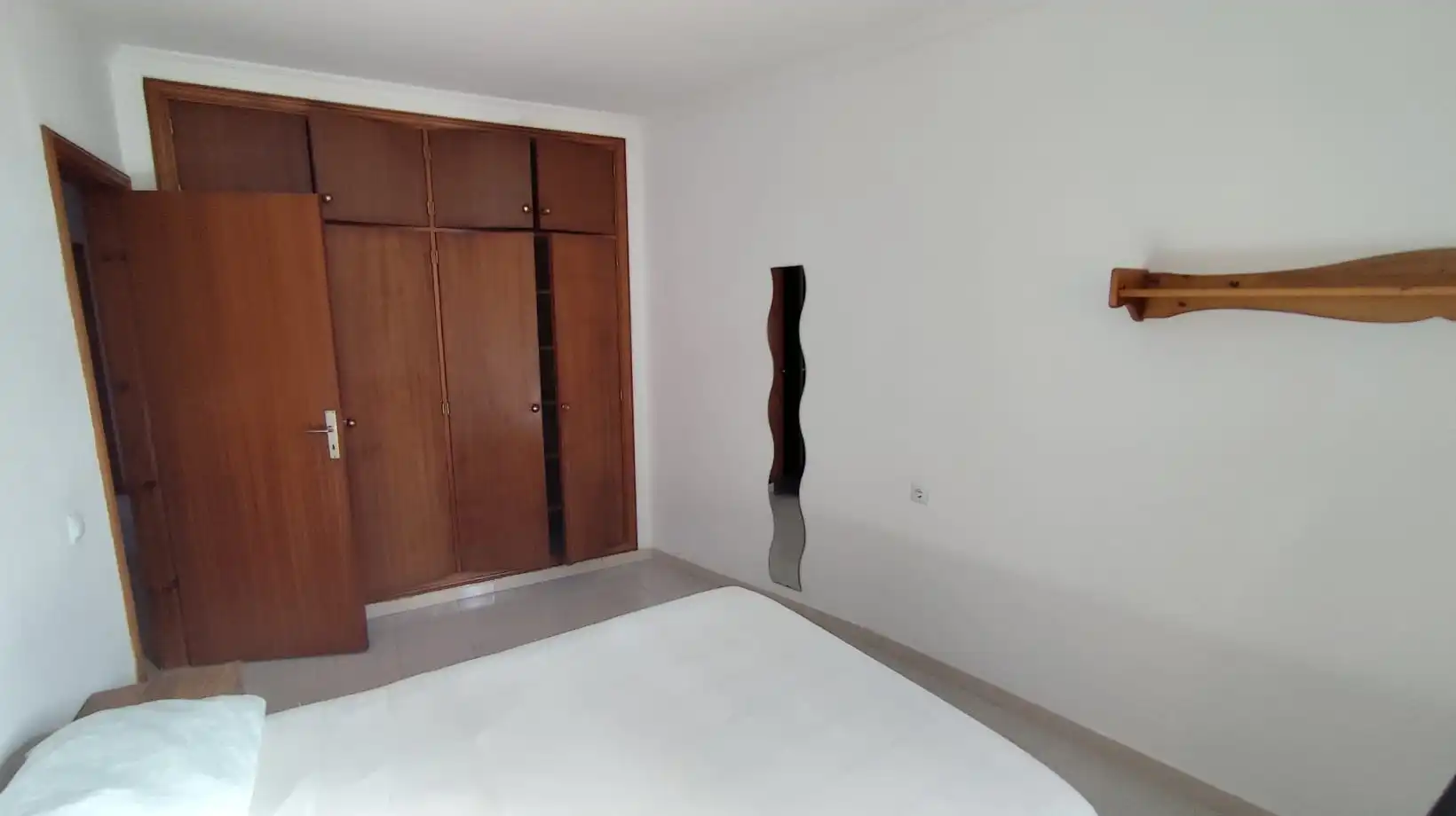 Habitación de Piso de alquiler en San Cristóbal de la Laguna con Amueblado, Horno y Lavadora