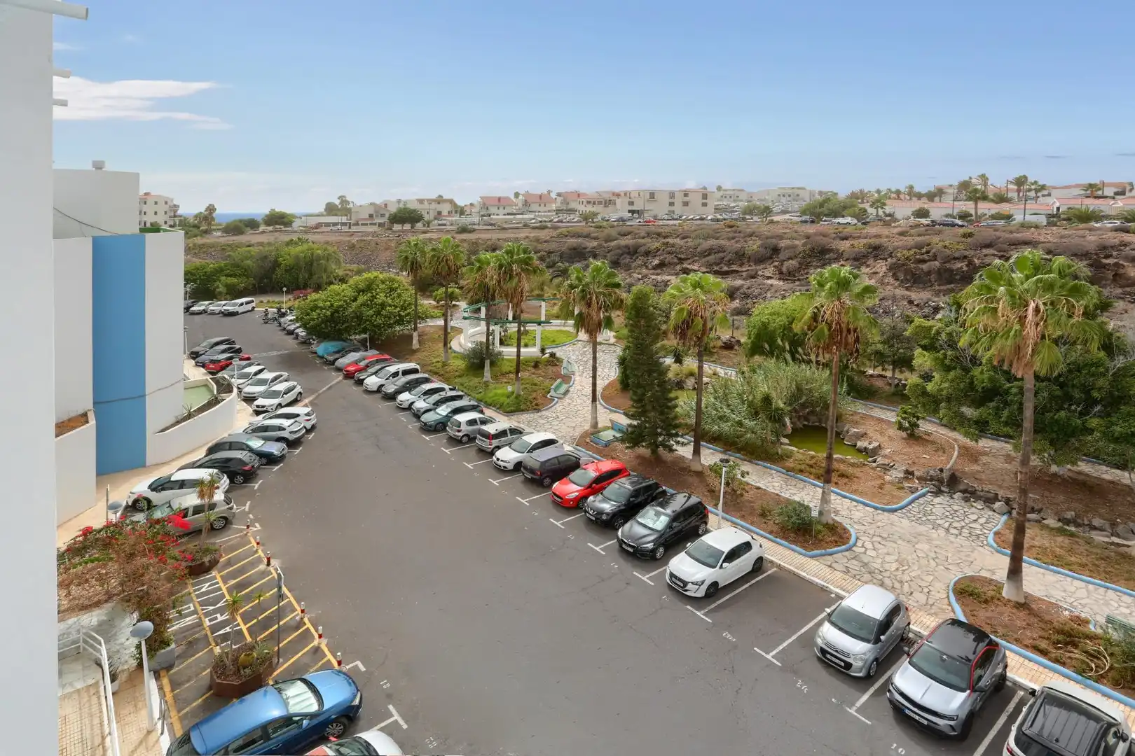 Aparcament de Estudi en venda en San Miguel de Abona amb Terrassa, Moblat i Piscina comunitària