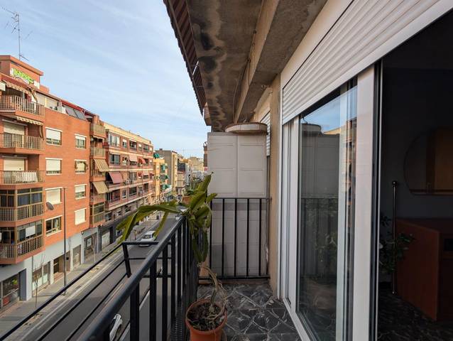 Piso en Venta en Calle del Maestro Alonso en Altozano - Conde Lumiares