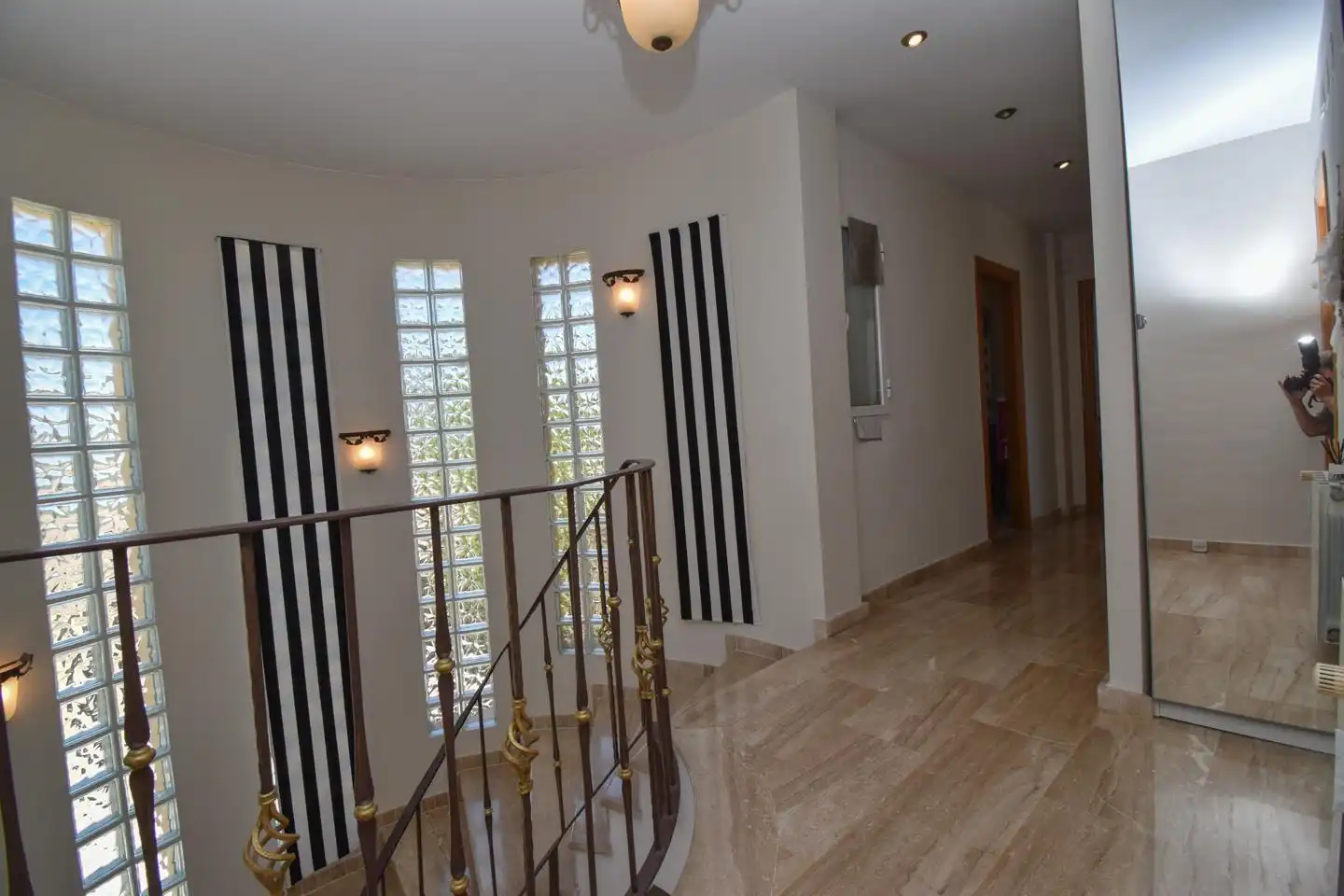 Casa o xalet en venda en Elche / Elx amb Aire condicionat, Calefacció i Jardí privat