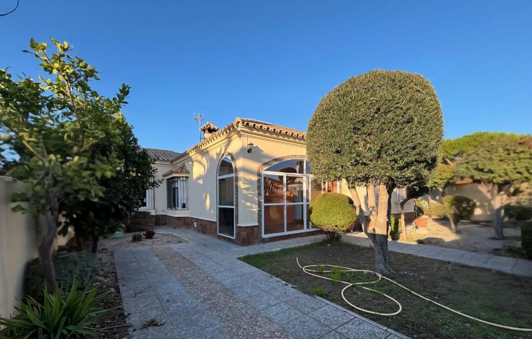 Jardín de Casa o chalet en venta en Chiclana de la Frontera